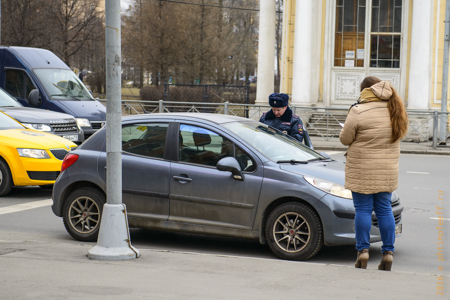 Тонкости и нюансы страхования ОСАГО. Или ОСАГО глазами сотрудников ГИБДД. Прессслужба МВД, ГИБДД, ДПС, ОСАГО, страхование, дорожный патруль, проверка документов, грамотный водитель, авто, автомобили, автомобиль, вождение